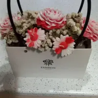 باکس گل جاویدان با گل های شمعی و دسته گل|صنایع دستی و سایر لوازم تزئینی|کرج, عظیمیه|دیوار
