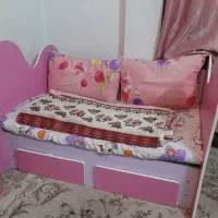 تخت و کمد کودک