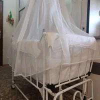 تخت گهواره کودک کنار مادر متحرک و ثابت سودا