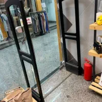 تگ لیبل دزدگیرگیت فروشگاهی مگنت جداکننده|فروشگاه و مغازه|تهران, درختی|دیوار