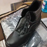 کفش کار و لباس کار|لباس|دیواندره, |دیوار