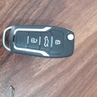 سویچ در مسیر پیاده روی پارک جنگلی