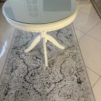 میز گرد سفید|میز و صندلی غذاخوری|کرج, شاهینویلا|دیوار