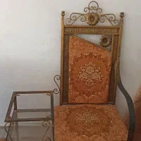 میز تلفن سلطنتی