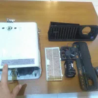 ویدئو‌ پروژکتور ‌SONY-VPL-EX100 قابل معاوضه