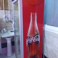 یخچال نوشابه ای تمیز و مرتب