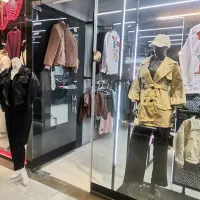 واگذاری پوشاک