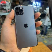 یازده پرو ۵۱۲ گیگ zaa