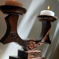 شمعدان چوبیِ دست ساز فرنگی