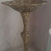 مجسمه برنز و ظرف کنار سالنی|کلکسیون اشیاء عتیقه|اراک, |دیوار