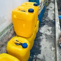 گالن ۲۰ لیتری پلاستیکی|ظروف نگهدارنده، پلاستیکی، یکبارمصرف|نوشهر, |دیوار