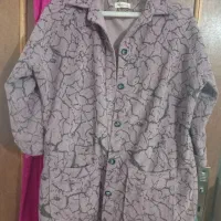 لباس، کلاه. هودی.