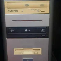 کامپیوتر و میز کامپیوتر|رایانه رومیزی|همدان, |دیوار