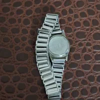 ساعت قدیمی زنانه وِست این واچ|فعالیت داوطلبانه|اسلامشهر, مطهری|دیوار