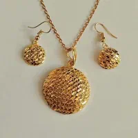 گردنبند و گوشواره