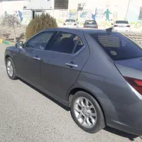 دنا پلاس اتوماتیک، مدل ۱۴۰۱