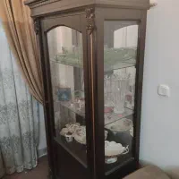 بوفه چوبی (ویترین، گنجه)