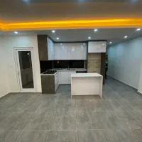 اپارتمان طبقه اول دوخوابه