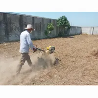 علف تراشی با دستگاه سم پاشی و شخم زدن باغ|خدمات باغبانی و درختکاری|بابل, |دیوار