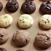 پخت انواع کیک و شیرینی خانگی با کیفیت کافه‌ای