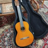 گیتار یاماها C40