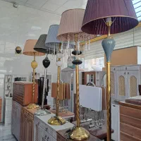 آباژور ایستاده و رومیزی