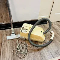 جارو برقی بوش