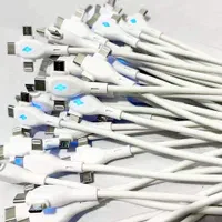 فروش عمده انواع شارژر ،کابل شارژ و هدفون|لوازم جانبی موبایل و تبلت|تهران, میدان ولیعصر|دیوار