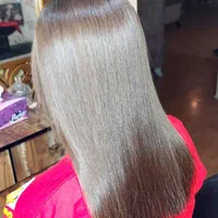 مرکز تخصصی کراتین و احیای مو تضمینی|خدمات آرایشگری و زیبایی|رشت, معلم|دیوار