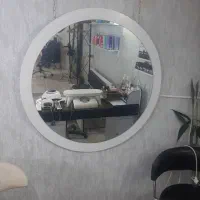 ایینه و کمد ارایشگاه