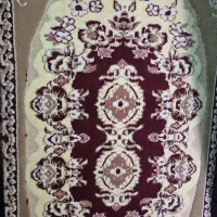 دو عدد پشتی