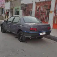 پژو405 مدل ۹۵ در حد خشک تمیز.