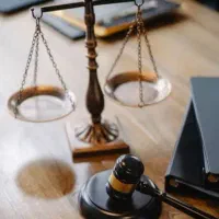 قبول کلیه دعاوی حقوقی ، کیفری و...