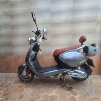 فروش فروی موتور وسپا کویر