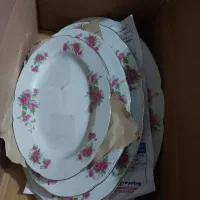 سرویس ۱۸ نفره گل سرخی ژاپن کاملا نو