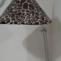 دست دوم|چراغ خواب و آباژور|اندیشه, اندیشه فاز ۳|دیوار