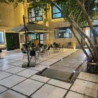 سرایدار موسسه زبان