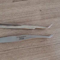 پنس مژه نصب، ایزوله