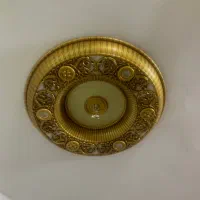 گل سقفی دور لوستر