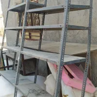 قفسه فلزی ومیز 6نفره