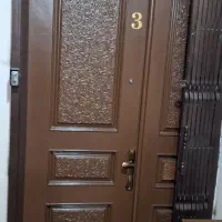 در چوبی دولت با کم،قفل،دستگیره همراه درب آکاردیونی