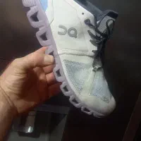 کتونی اورجینال 41  کیو سی در خزانه