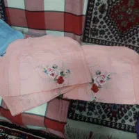 رو بالشتی قدیمی|رختخواب، بالش، پتو|شهرضا, |دیوار