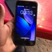 گوشی ایفون se2020