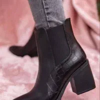 بوت پاشنه دار