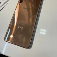 سامسونگ Galaxy A7 (2018) با حافظهٔ ۱۲۸ گیگابایت|موبایل|تهران, آذری|دیوار