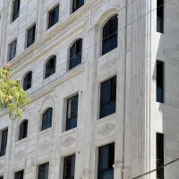 ۱۸۵متر فول امکانات/نوساز بسیار شیک/مستغلاتی لادن