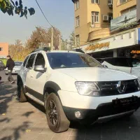 رنو داستر دو دیفرانسیل فول