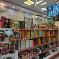 نیروی کار در فروشگاه مواد غذایی