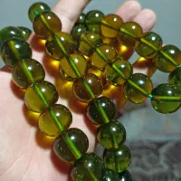 یه تسبیح بسیار زیبا کلکسیونی رنگ زیتونی|کلکسیون اشیاء عتیقه|بروجرد, |دیوار